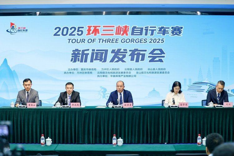 局副局长杜 局副局长杜