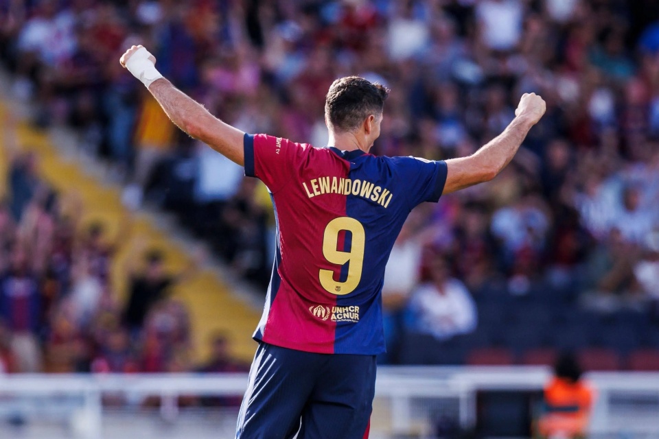 杯和, 欧冠更是, 赛季