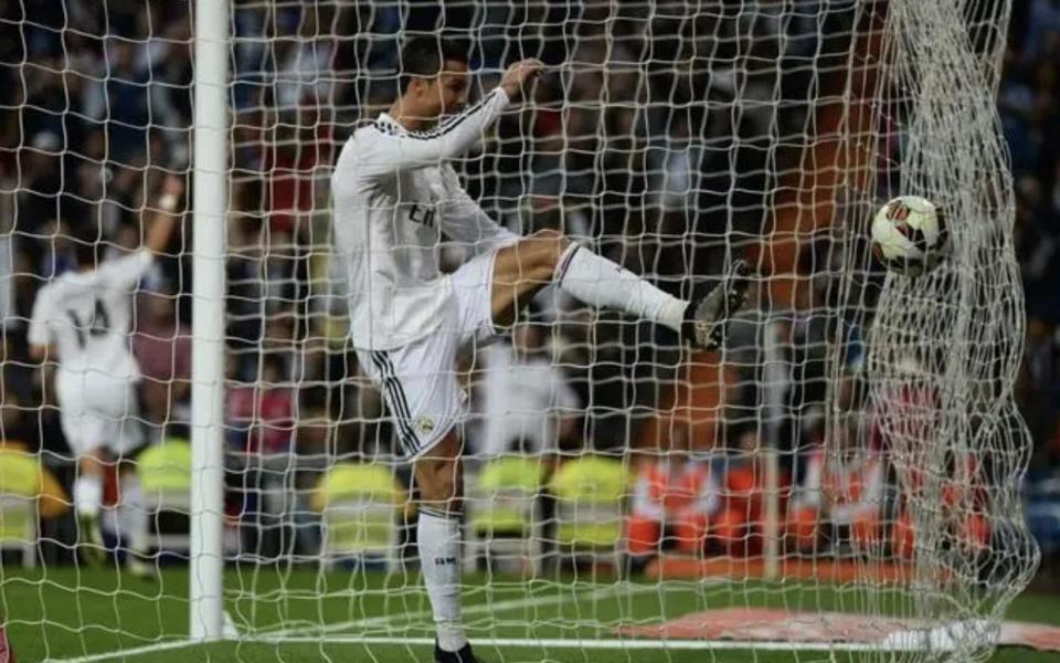 处于遥遥领 处于遥遥领